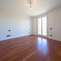 Апартаменты в Италии, Гарда, 272 кв.м.