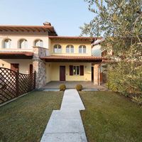 Апартаменты в Италии, Гарда, 150 кв.м.