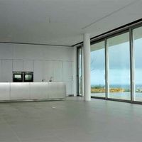 Вилла на Мальте, Свийи