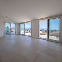 Flat in Italy, Garda, 148 sq.m.