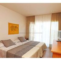 Villa in Spain, 370 sq.m.