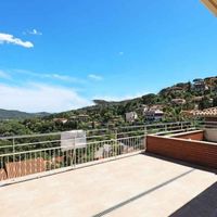 Villa in Spain, 370 sq.m.