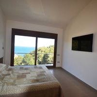 Villa in Spain, 405 sq.m.