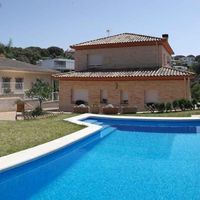Villa in Spain, Catalunya, Girona, 305 sq.m.