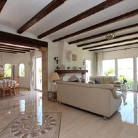 Villa in Spain, 350 sq.m.