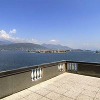 Villa in Italy, 758 sq.m.