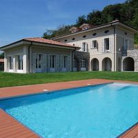 Villa in Italy, 505 sq.m.