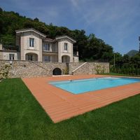 Вилла в Италии, 402 кв.м.