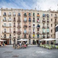 Доходный дом в Испании, Каталония, Барселона, 1278 кв.м.