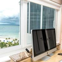 Apartment in the USA, Florida, Bal Harbour, 183 sq.m.