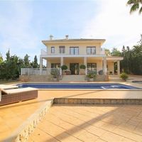 Villa in Spain, Balearic Islands, Palma, 560 sq.m.