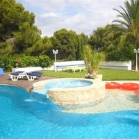 Villa in Spain, Balearic Islands, Palma, 400 sq.m.