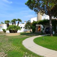 Villa in Spain, Catalunya, Girona, 500 sq.m.