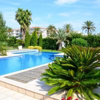 Villa in Spain, Catalunya, Girona, 500 sq.m.