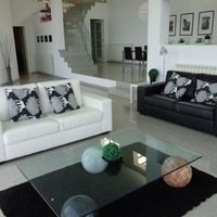 Villa in Spain, 317 sq.m.