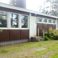 Доходный дом в пригороде, в лесу в Финляндии, Пиексямяки, 820 кв.м.