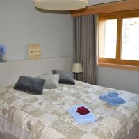 Flat in the mountains in Switzerland, Vaud, Gryon, 93 sq.m.