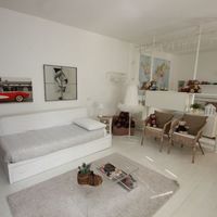 Apartment in the big city, by the lake in Italy, Como, 150 sq.m.