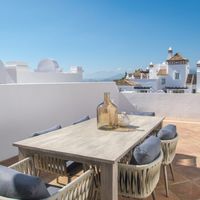 Apartment at the seaside in Spain, Andalucia, Malaga, 122 sq.m.