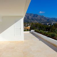 Penthouse in the mountains, in the suburbs, at the seaside in Spain, Andalucia, Marbella, 600 sq.m.