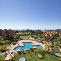 Flat at the seaside in Spain, Andalucia, Estepona, 145 sq.m.