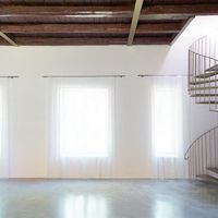 Дом в Чехии, Прага, Недвежи, 360 кв.м.