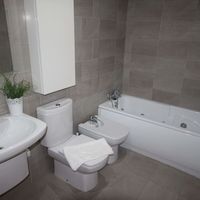 Квартира у озера, в пригороде в Испании, Валенсия, Аликанте, 110 кв.м.