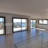 House in France, Villefranche-sur-Mer, 200 sq.m.