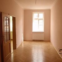 Flat Czechia, Karlovy Vary Region, Karlovy Vary