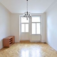 Квартира в Чехии, Прага, Винограды, 95 кв.м.