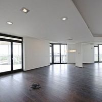 Квартира в Чехии, Прага, Жижков, 242 кв.м.