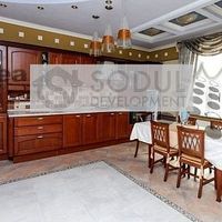Flat Czechia, Karlovy Vary Region, Karlovy Vary, 200 sq.m.