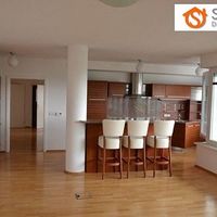 Квартира в Чехии, Прага, Холине, 185 кв.м.