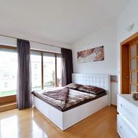 Квартира в Чехии, Прага, Винограды, 193 кв.м.