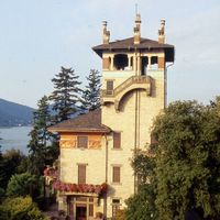 Elite real estate in the village, by the lake in Italy, Bergamo, 2400 sq.m.