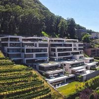 Flat in the mountains, by the lake in Switzerland, Lugano, 173 sq.m.