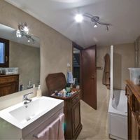 Apartment in Italy, Lombardia, 200 sq.m.