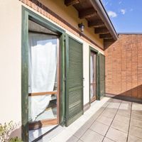 Апартаменты в Италии, Ломбардия, 130 кв.м.