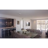 Apartment in the USA, Florida, Bal Harbour, 181 sq.m.