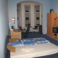 Flat Czechia, Karlovy Vary Region, Drahovice