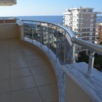 Apartment at the seaside in Turkey, Alanya, 117 sq.m.