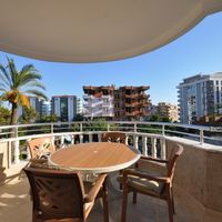 Апартаменты у моря в Турции, Аланья, 115 кв.м.