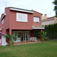 House in the suburbs in Spain, Comunitat Valenciana, 260 sq.m.
