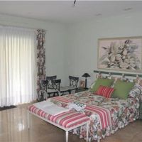 Chalet in the suburbs in Spain, Comunitat Valenciana, 550 sq.m.