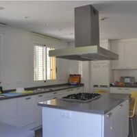 Chalet in the suburbs in Spain, Comunitat Valenciana, 550 sq.m.