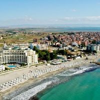 Apartment at the spa resort, at the seaside in Bulgaria, Pomorie, 52 sq.m.