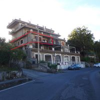 Апартаменты у моря в Италии, Сан-Никола-Арчелла, 108 кв.м.
