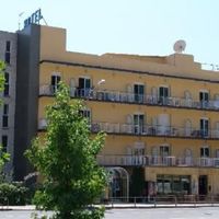 Отель (гостиница) у моря в Испании, Каталония, Жирона, 2000 кв.м.