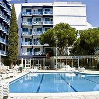 Hotel at the seaside in Spain, Catalunya, Girona, 8000 sq.m.