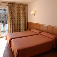 Hotel at the seaside in Spain, Catalunya, Girona, 8000 sq.m.